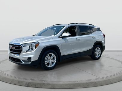Used 2022 GMC Terrain SLE w/ Driver Convenience Package