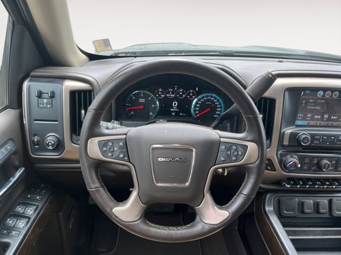 Used 2018 GMC Sierra 1500 Denali RWD image 13