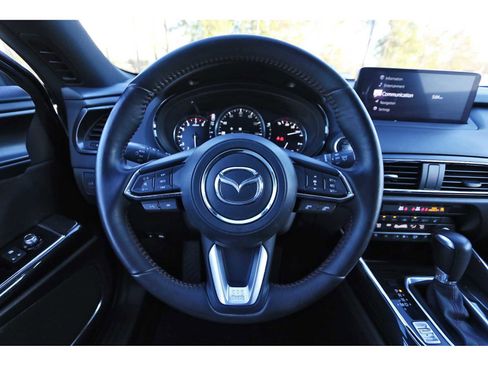 Used 2023 MAZDA CX-9 Carbon Edition image 14