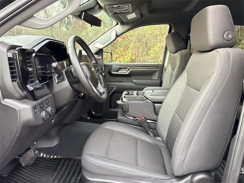 Certified 2025 Chevrolet Silverado 1500 LT image 9