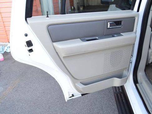 Used 2010 Ford Expedition XLT AWD/4WD image 46