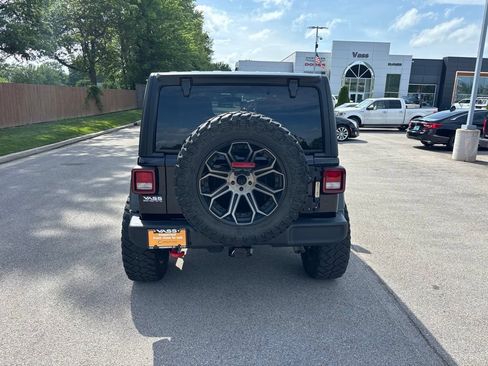 Used 2022 Jeep Wrangler Unlimited Sport AWD/4WD image 7