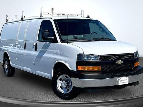 Used 2019 Chevrolet Express 2500 Extended w/ Driver Convenience Package RWD image 3
