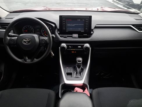 Certified 2020 Toyota RAV4 LE image 14