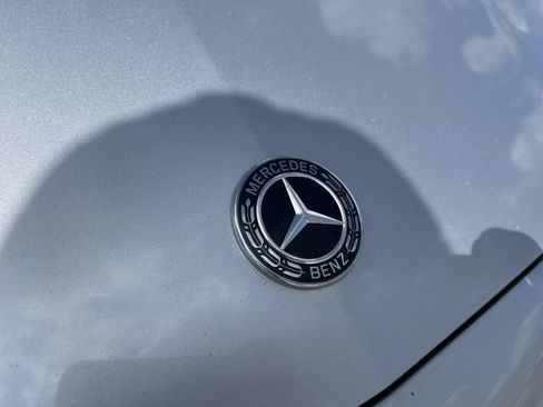 Used 2019 Mercedes-Benz E 450 4MATIC Cabriolet image 2