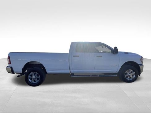 Used 2023 RAM 2500 Big Horn w/ Level 1 Equipment Group image 9