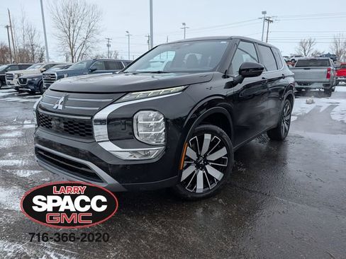 Used 2025 Mitsubishi Outlander SE AWD/4WD image 1