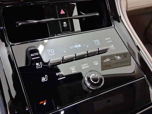 New 2026 Porsche Panamera image 29