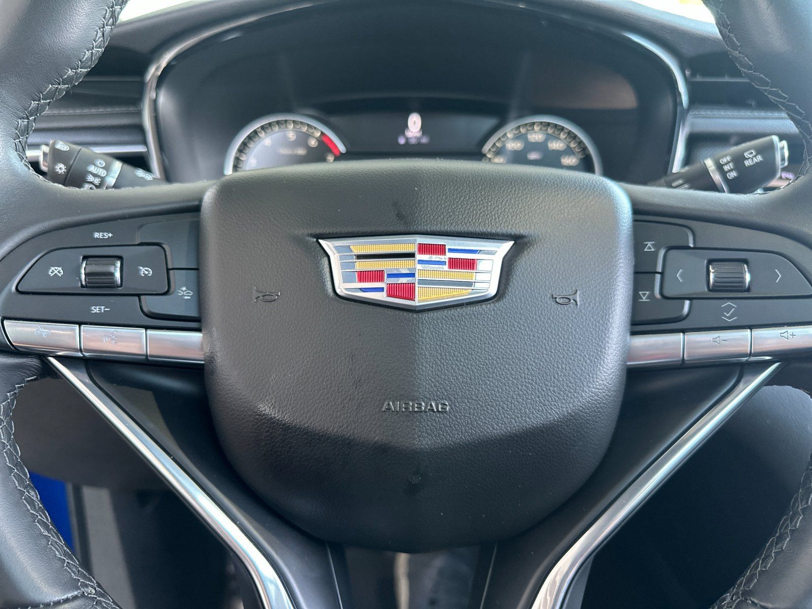 Certified 2023 Cadillac XT6 Luxury AWD/4WD image 24