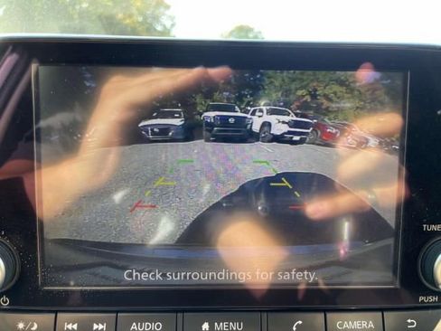 Used 2023 Nissan Rogue SV image 28