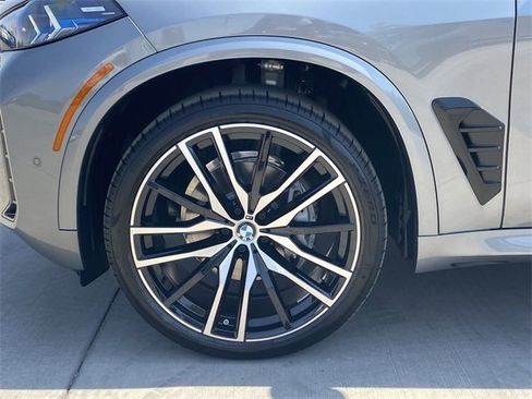 New 2026 BMW X5 sDrive40i w/ M Sport Package RWD image 10