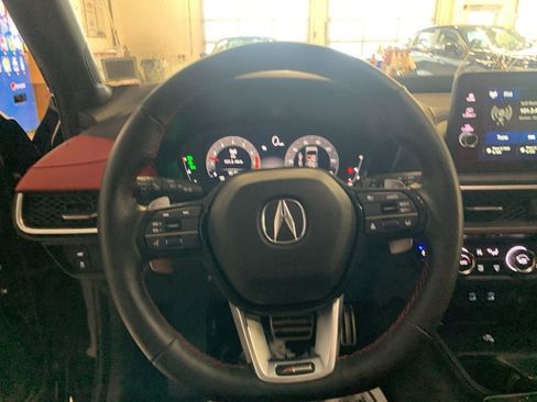 Used 2025 Acura ADX A-Spec image 18