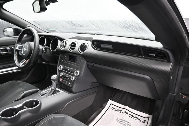 Used 2019 Ford Mustang Coupe RWD image 8