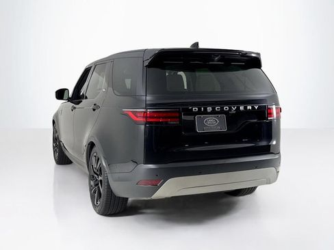 Used 2024 Land Rover Discovery S AWD/4WD image 3