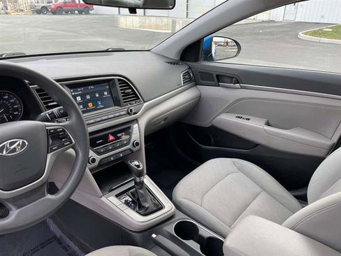 Used 2017 Hyundai Elantra SE image 67
