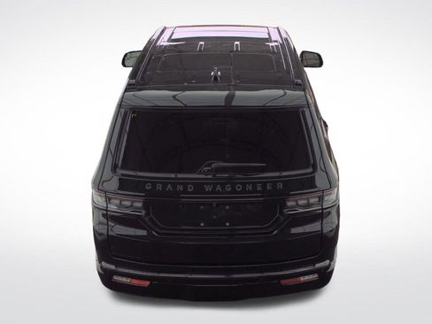 Used 2024 Jeep Grand Wagoneer Series II w/ Quick Order Packagew 28T image 19