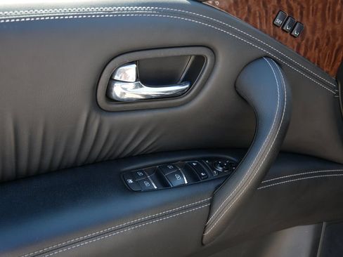 Used 2019 Nissan Armada Platinum w/ Captain's Chairs Package AWD/4WD image 17