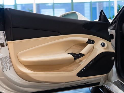 Certified 2023 Ferrari F8 Tributo RWD image 27