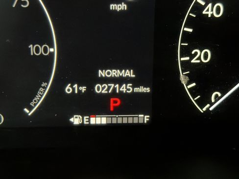 Used 2025 Honda CR-V Sport image 27