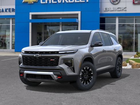 New 2026 Chevrolet Traverse Z71 w/ Enhanced Driving Package image 6