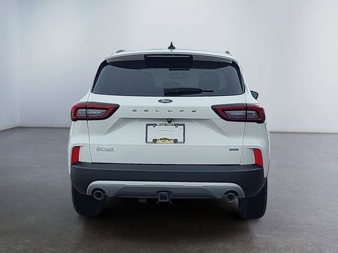 Used 2024 Ford Escape SE w/ PHEV Premium Package image 4