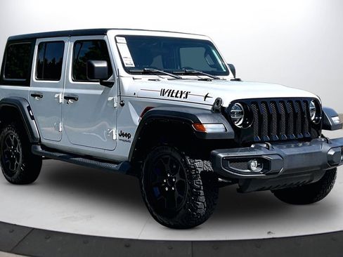 Used 2022 Jeep Wrangler Unlimited Sport AWD/4WD image 2