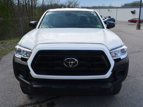 Used 2023 Toyota Tacoma SR RWD image 2