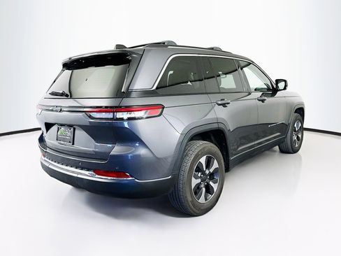 Used 2022 Jeep Grand Cherokee Limited 4xe image 9