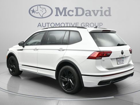 Used 2024 Volkswagen Tiguan SE R-Line FWD image 6
