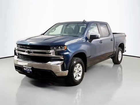 Used 2021 Chevrolet Silverado 1500 LT w/ Bed Protection Package AWD/4WD image 3
