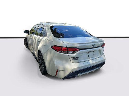 Used 2021 Toyota Corolla SE FWD image 4