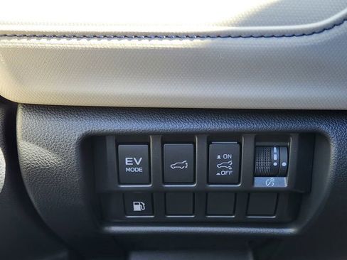 New 2025 Subaru Forester Premium image 27