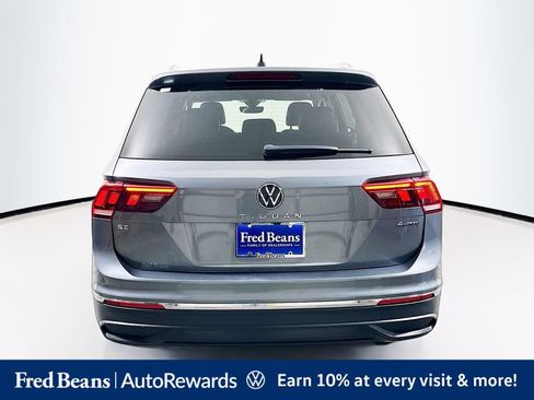 Certified 2023 Volkswagen Tiguan SE w/ Panoramic Sunroof Package AWD/4WD image 7