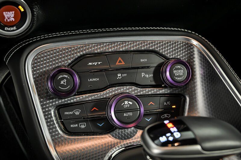 Used 2016 Dodge Challenger SRT Hellcat RWD image 27