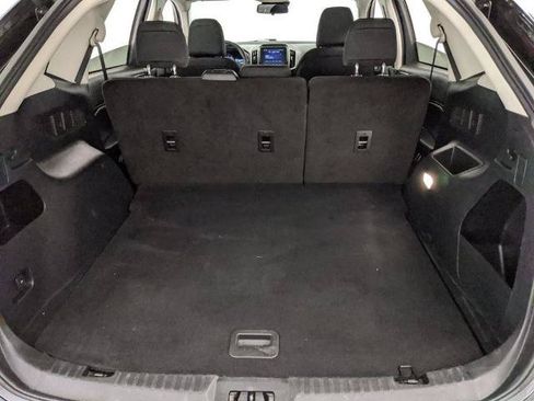 Certified 2023 Ford Edge SE w/ Black Appearance Package AWD/4WD image 18