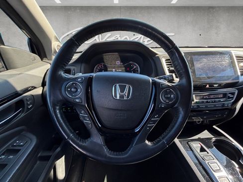 Used 2016 Honda Pilot Elite image 24