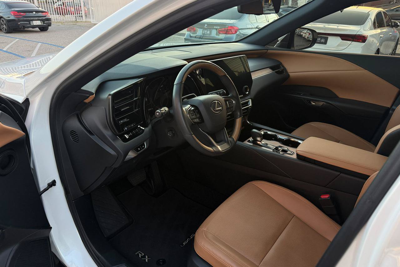 Used 2023 Lexus RX 350 Premium FWD image 18