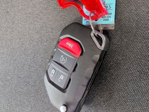 Used 2025 Jeep Wrangler Unlimited Sport S 4xe w/ Convenience Group AWD/4WD image 29