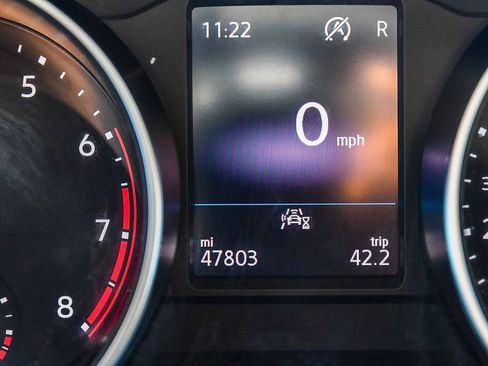 Used 2021 Volkswagen Tiguan S image 26