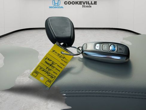 Used 2022 Subaru Ascent Limited w/ Technology Package AWD/4WD image 2