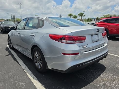 Used 2020 Kia Optima LX FWD image 11