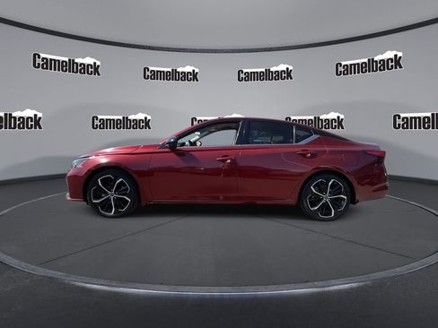 Used 2023 Nissan Altima 2.5 SR FWD image 4
