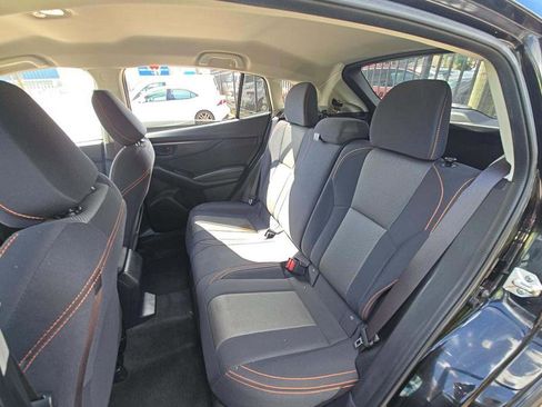 Used 2019 Subaru Crosstrek 2.0i Premium image 5