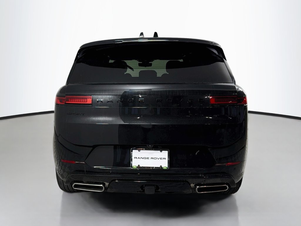 New 2027 Land Rover Range Rover Sport Dynamic SE AWD/4WD image 6