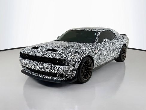 Used 2022 Dodge Challenger SRT Hellcat RWD image 10