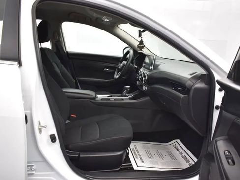 Used 2023 Nissan Sentra SV image 16