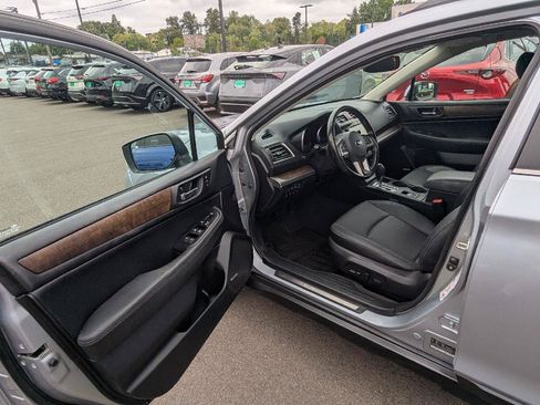 Used 2016 Subaru Outback 2.5i Limited AWD/4WD image 17