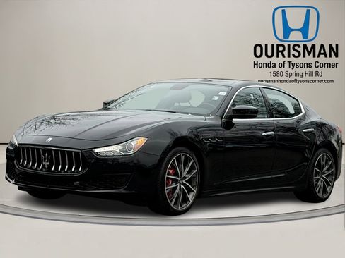 Used 2021 Maserati Ghibli S Q4 image 2