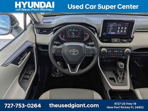 Used 2023 Toyota RAV4 XLE Premium AWD/4WD image 19