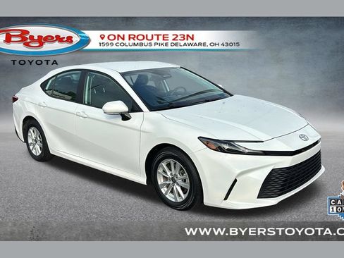 Used 2025 Toyota Camry LE FWD image 1